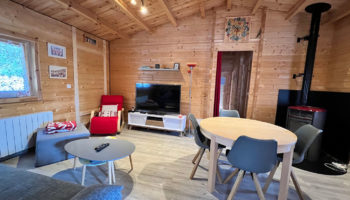 CHALET  DE PLAIN-PIED  FRESSE SUR MOSELLE !