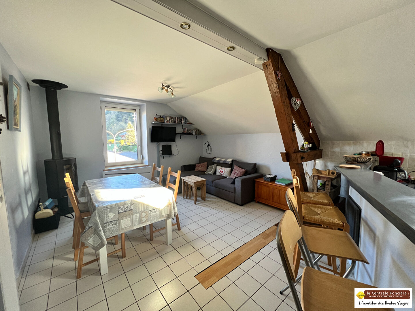 APPARTEMENT 3 PIECES 51 m². PRATIQUE ET CONVIVIAL